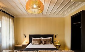 Aethra Boutique Rooms